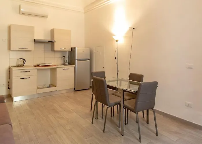 Apartment Beautiful In Quite Area *