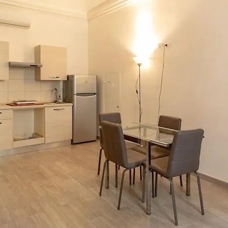 Appartement Beautiful In Quite Area *